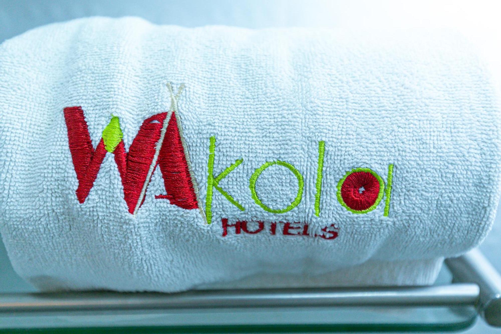 Wakola Hotel Cheikh Anta Diop Dakar Esterno foto