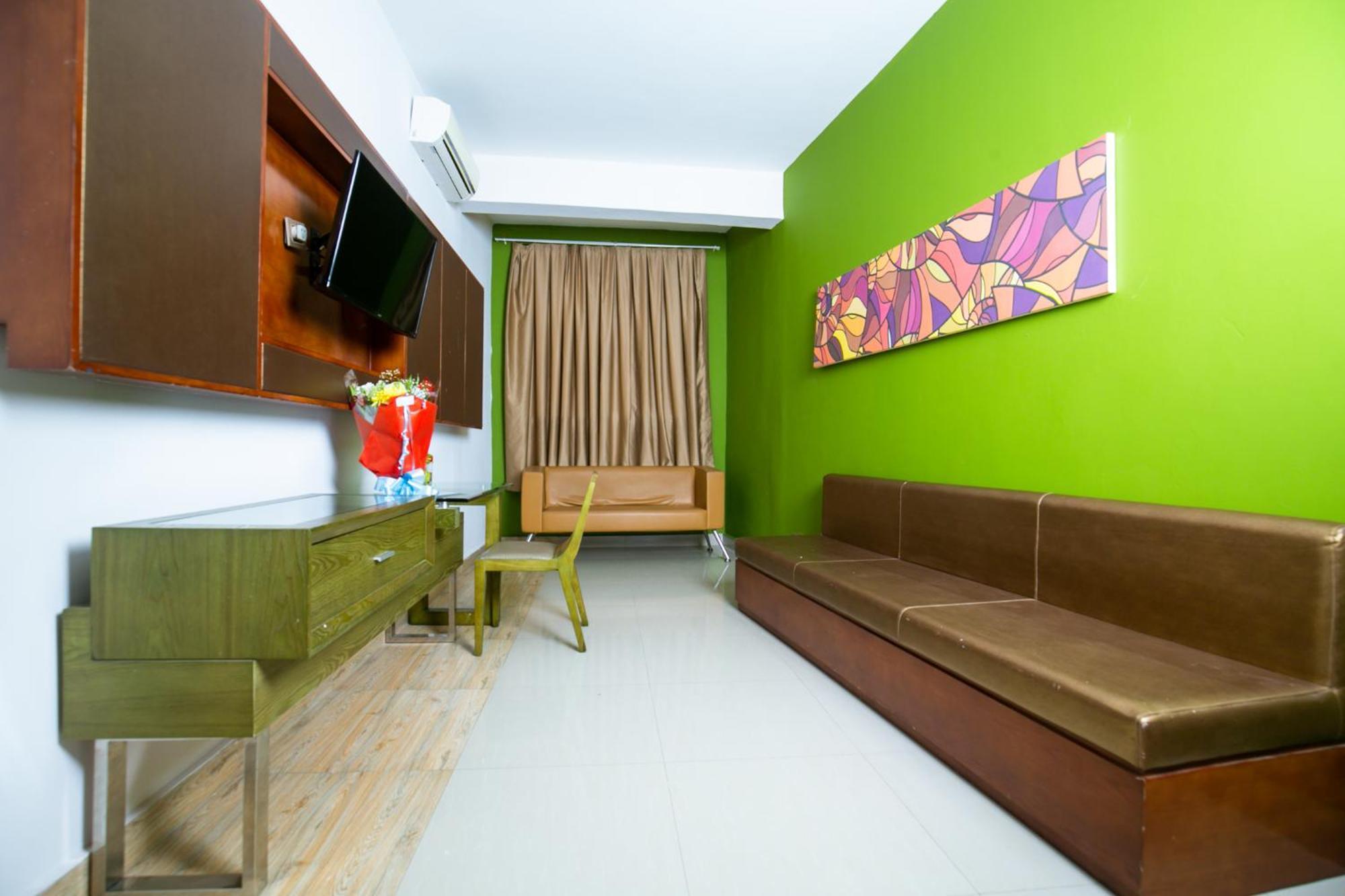 Wakola Hotel Cheikh Anta Diop Dakar Esterno foto